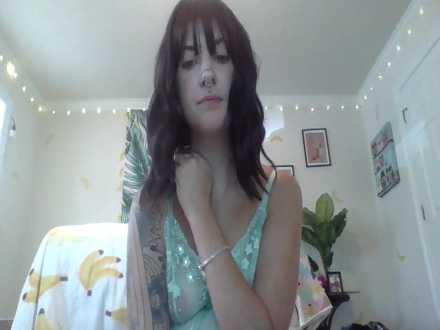 Live sex webcam photo for PonyoLovesHam #267256187