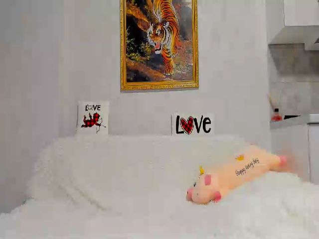 Live sex webcam photo for Sattisfaction #266943995