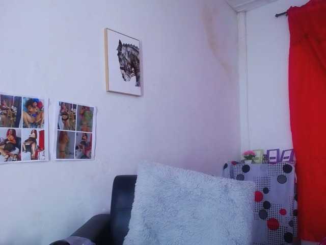 Live sex webcam photo for agataa #266939410