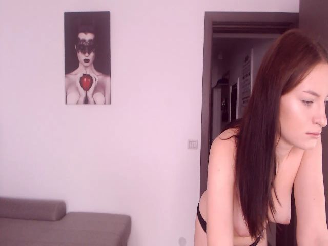 Live sex webcam photo for Mellisajames #267070189