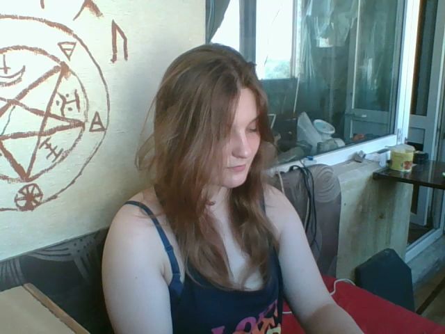 Live sex webcam photo for Marguerite_1_ #267126416