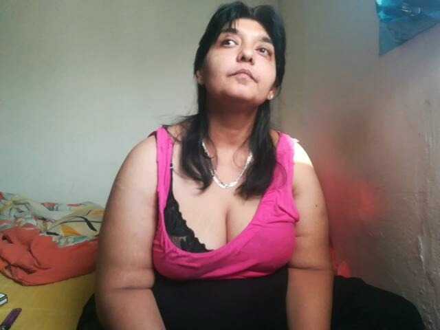 Live sex webcam photo for julija38 #267471507