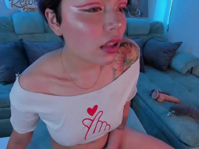 Live sex webcam photo for reiven-brown #267470908