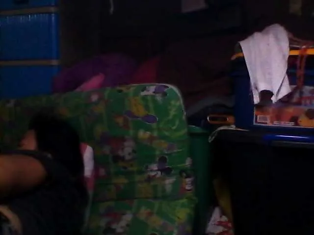 Live sex webcam photo for princess4uxx #267558180