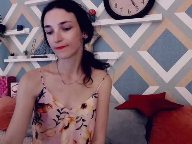 Live sex webcam photo for KariNeal #267557713