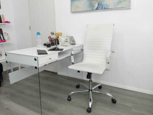 Live sex webcam photo for Beebeethai #267364085