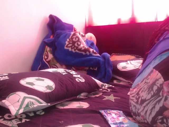 Live sex webcam photo for Daizy-cooper #267685404