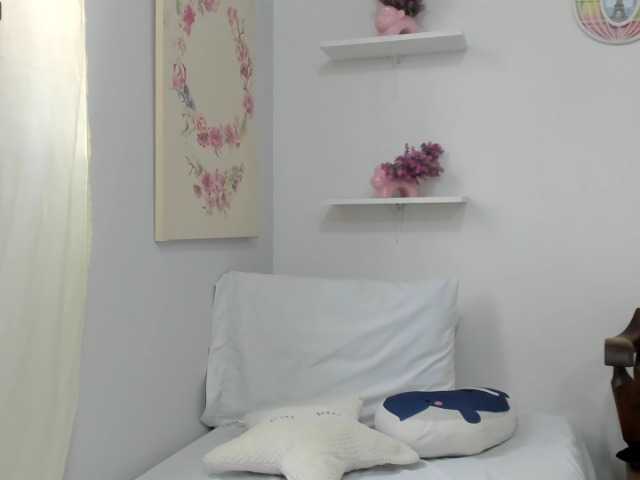 Live sex webcam photo for ninasweettie #267684197