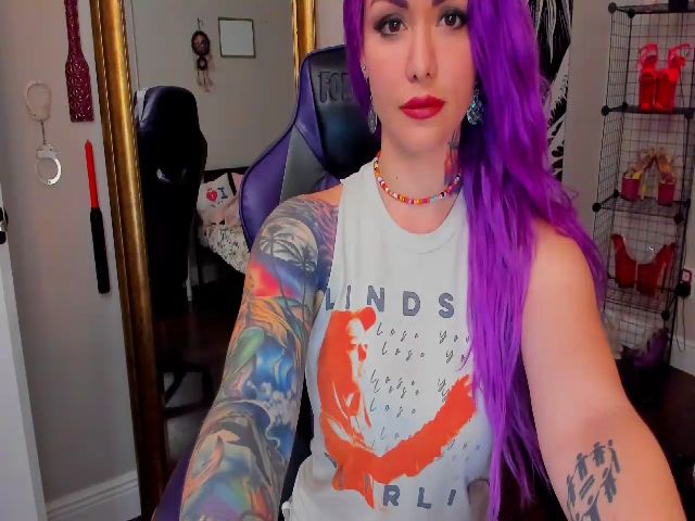 Live sex webcam photo for CharletteWebb #287850580