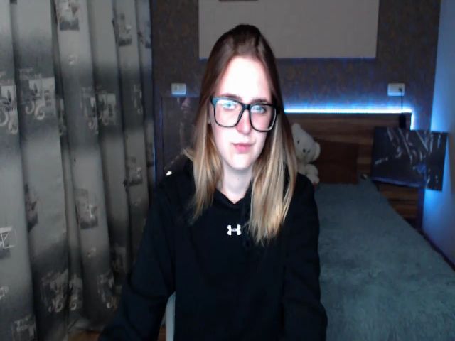 Live sex webcam photo for Ella_Hudson #267706199