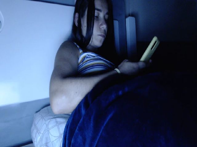 Live sex webcam photo for Joanne7 #267448490