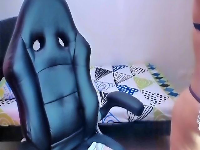 Live sex webcam photo for Sweeetx69 #267748484