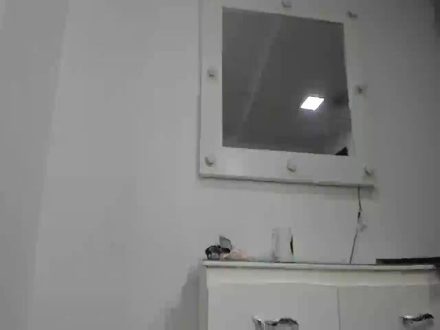 Live sex webcam photo for Violeta_aroca #287856764