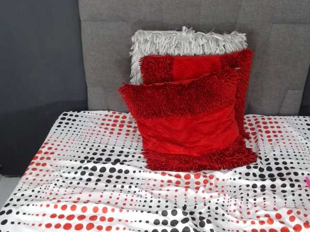 Live sex webcam photo for Elisa-love69 #267366909