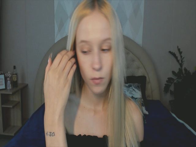 Live sex webcam photo for Tery_Hether #267701190