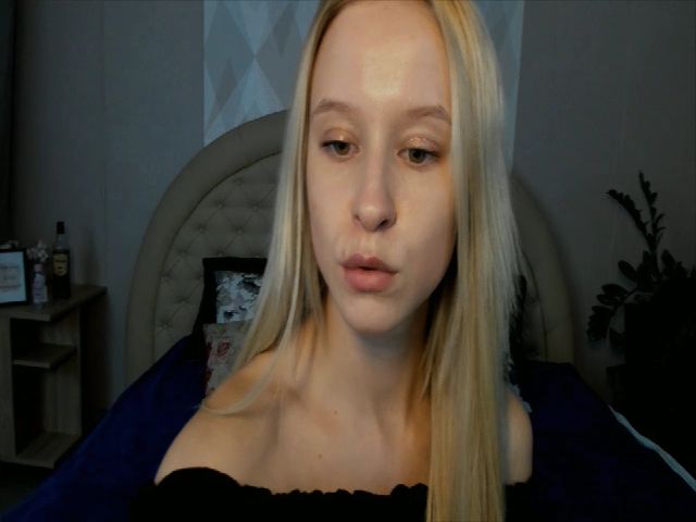 Live sex webcam photo for Tery_Hether #267722089