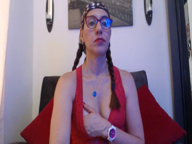 Live sex webcam photo for Sandrylove #267731491