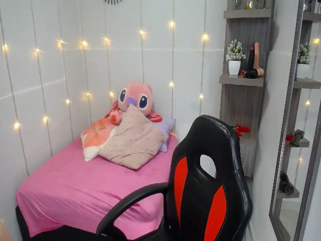 Live sex webcam photo for ETHANJARA #267569688