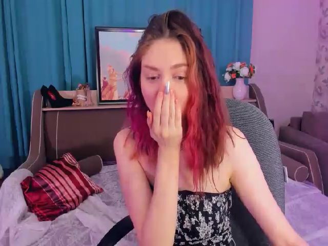 Live sex webcam photo for MadFrau #267719520