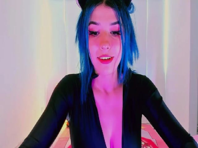 Live sex webcam photo for Agostinha_Red #267596240