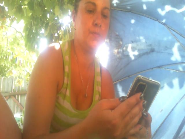 Live sex webcam photo for MGabrielle #267538800