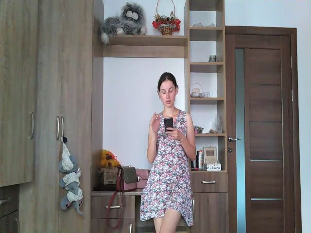 Live sex webcam photo for MisssSun #267560344