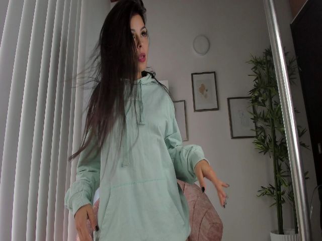 Live sex webcam photo for Stefany_gpiet #267654797