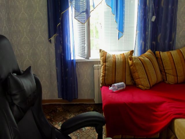 Live sex webcam photo for MaryKent #267482065
