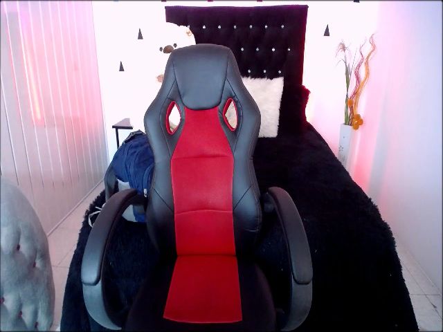 Live sex webcam photo for Samay_y #267698021