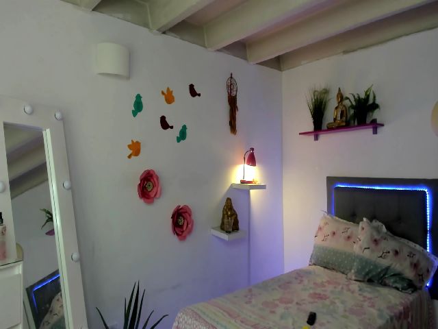 Live sex webcam photo for Abbyada_ #267621739