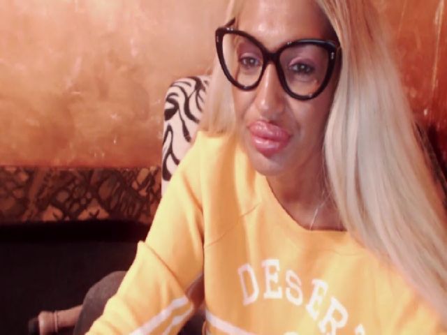 Live sex webcam photo for Goodspleasure #267716182