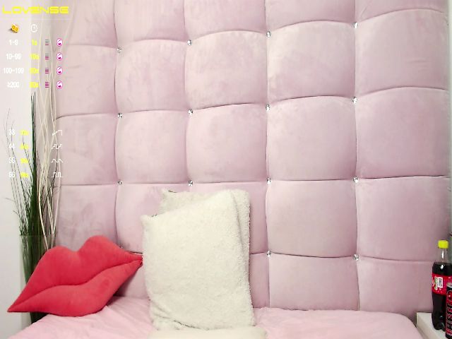 Live sex webcam photo for CarlaKato #267695367