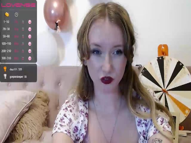 Live sex webcam photo for Lavender_Dove #267724815