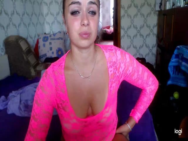 Live sex webcam photo for April_Swee #267480972