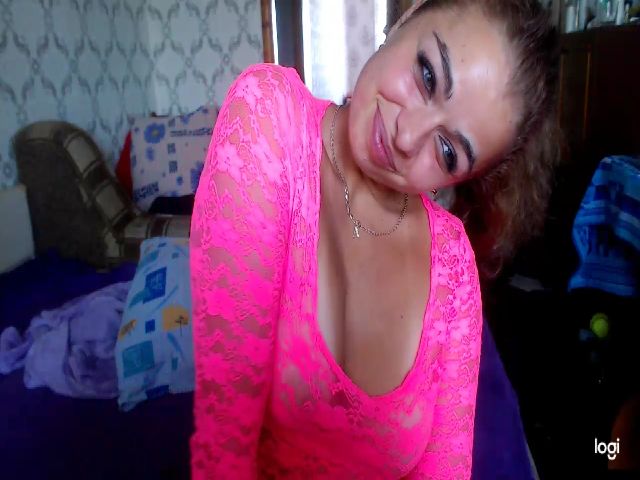 Live sex webcam photo for April_Swee #267484403