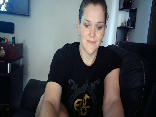 Live sex webcam photo for Lisa_Lux #267588625