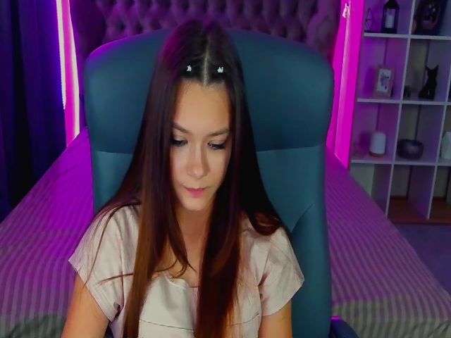 Live sex webcam photo for ReginaVin #267526444