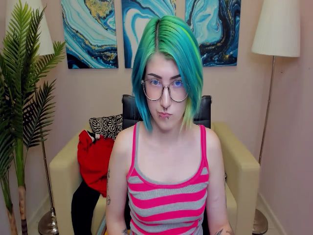 Live sex webcam photo for EllieSmile #267759253