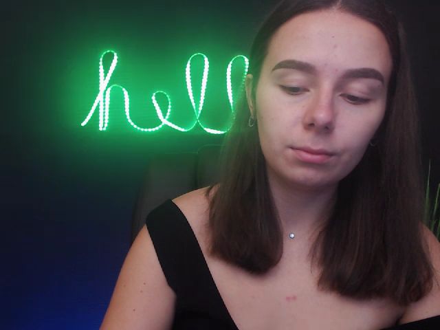 Live sex webcam photo for DinaD #267564982