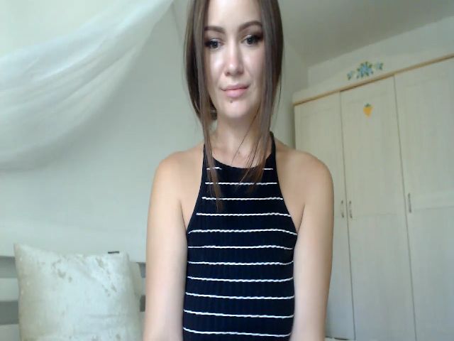 Live sex webcam photo for NotUrGf #267545003