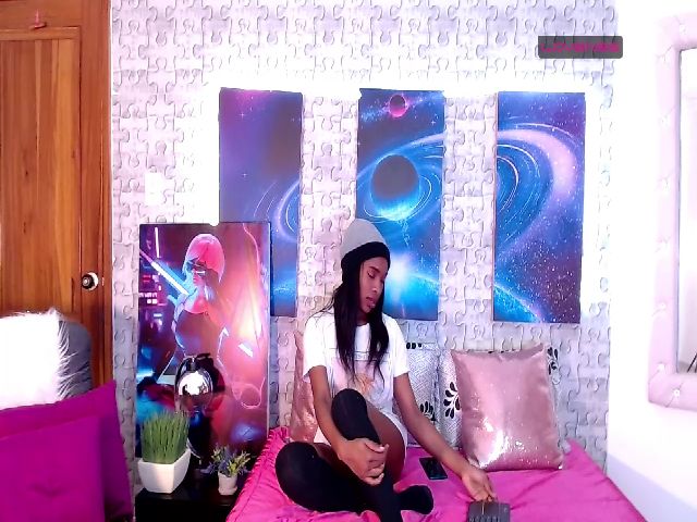 Live sex webcam photo for Hannabanks #267712238