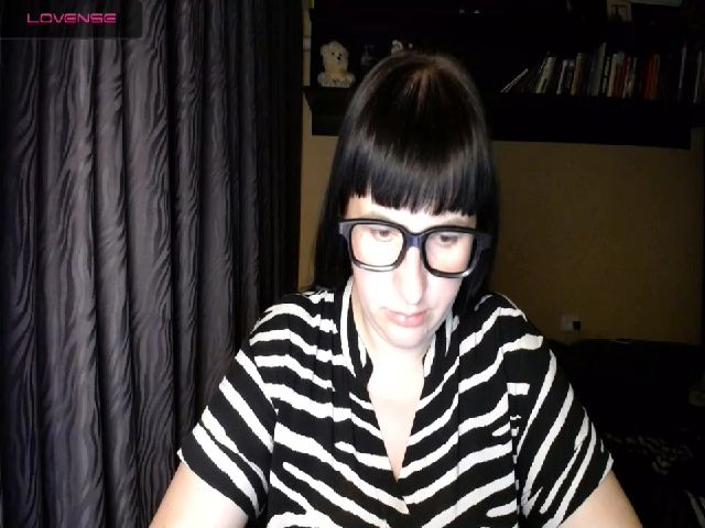 Live sex webcam photo for NoNameXY #267733164