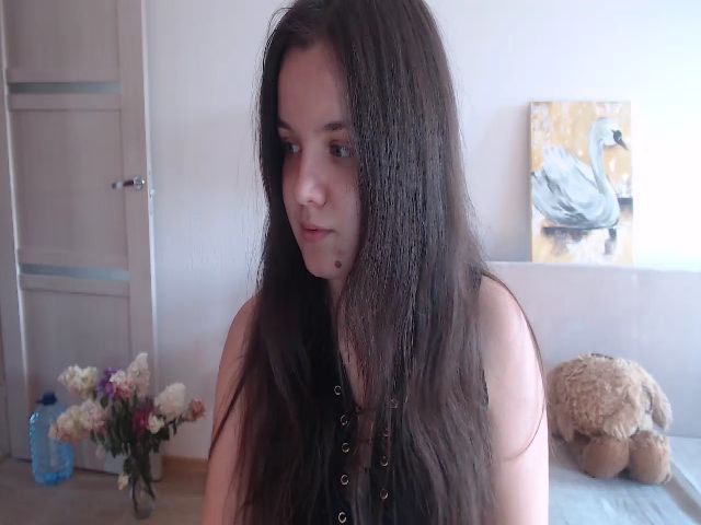 Live sex webcam photo for Miss_Enid #267431238