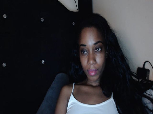 Live sex webcam photo for Enchantriss #267398968
