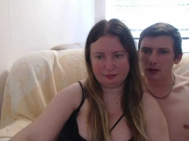 Live sex webcam photo for PeterAndJenda #267556863