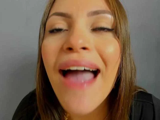 Live sex webcam photo for superpaulina #267363323