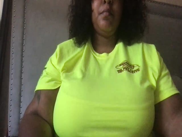 Live sex webcam photo for Lovebbw18 #267664366