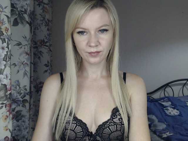 Live sex webcam photo for ParadiseAlina #287919717