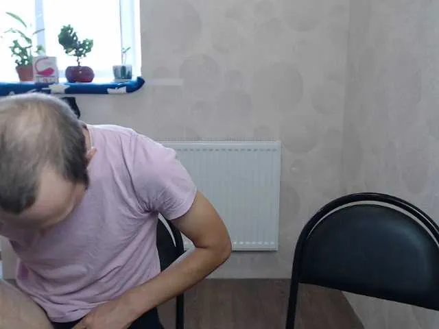 Live sex webcam photo for GreatCouple1 #268002358