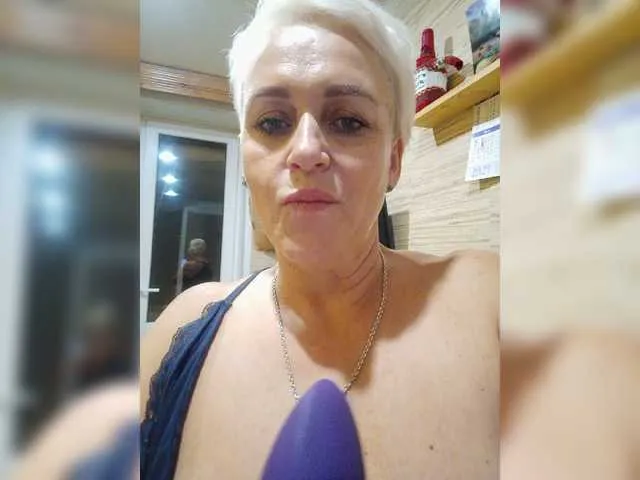 Live sex webcam photo for oksuhaa #267804744